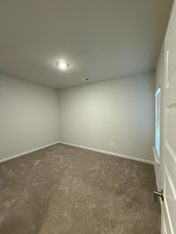 Building Photo - 7516 Doris Ruth Ln SE