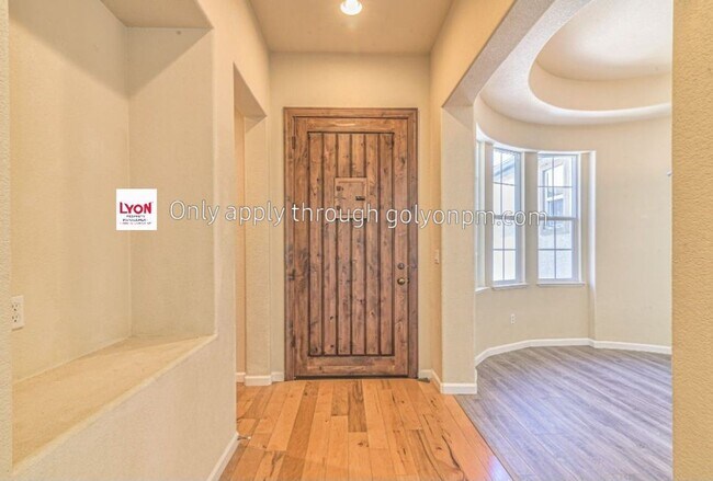 Building Photo - 4 br, 3.5 bath House - 390 Lanfranco Circle