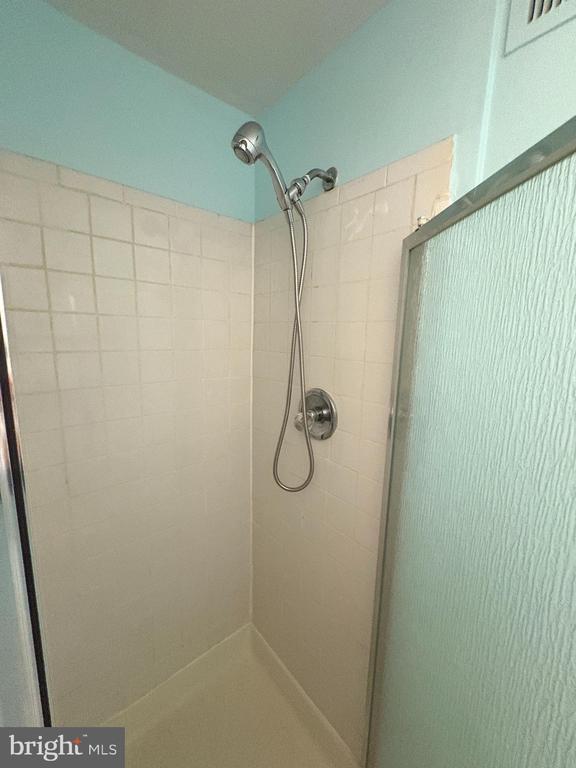 Building Photo - 9432 Merryrest Rd