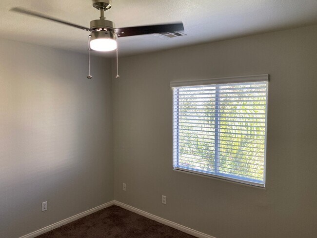Building Photo - NW!!! 4 bedrooms!!! Pool and Spa!!! All ti...