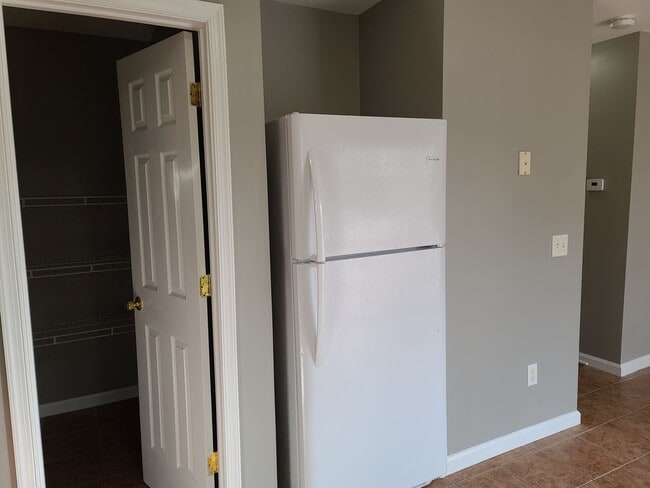Building Photo - 3 Bedroom Townhome for Rent in Waynesboro