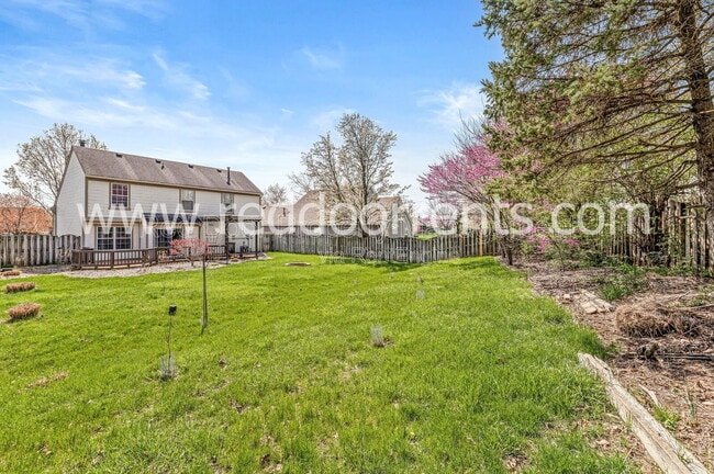 Building Photo - 1522 Lake Point Ln N