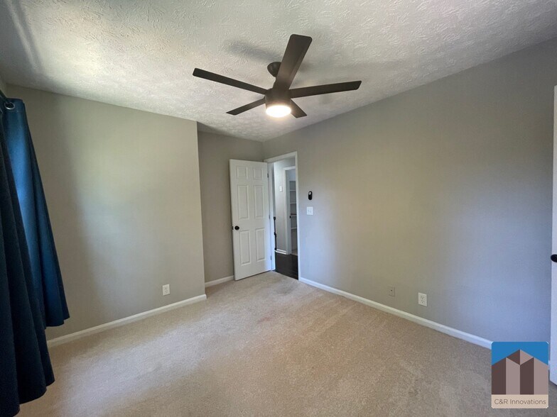 Building Photo - 758 Brownlee Ln