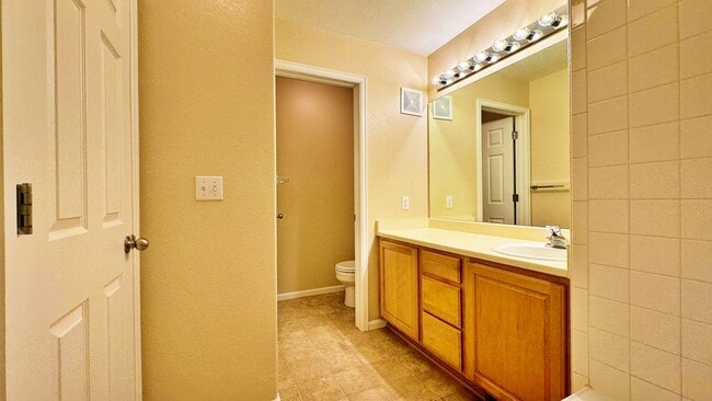Building Photo - Fantastic NEWER Paint NEWER Carpet 2 Bed 2...