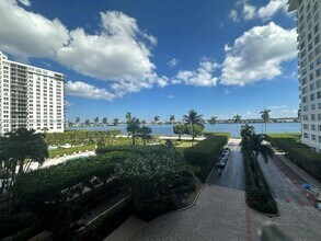 Building Photo - 1801 S Flagler Dr