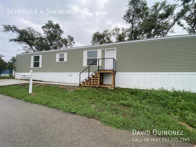 Building Photo - 209 Monterey Dr