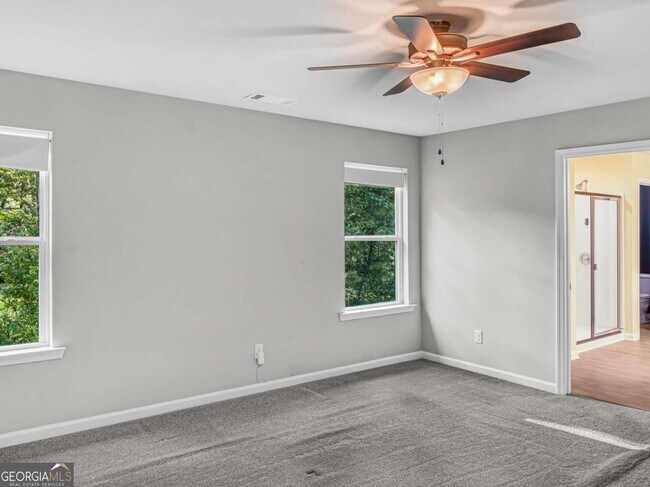 Building Photo - 2054 Maplewood Way