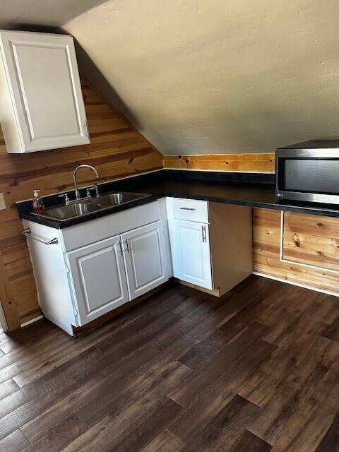 Kitchen - 1310 Oak St