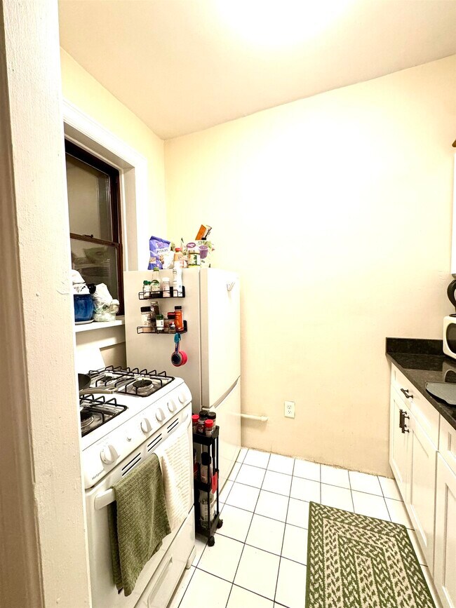 Building Photo - 270 Harrison Ave