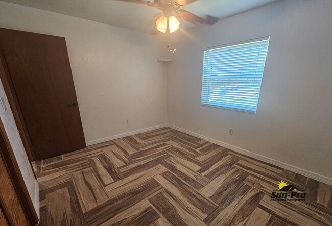 Building Photo - 139 Riverwalk Ct