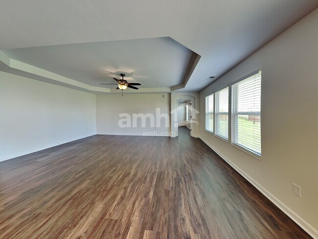Building Photo - 5693 W Woods Edge Dr