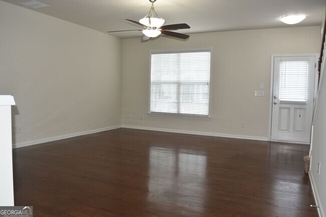 Building Photo - 1033 Annazanes Ct
