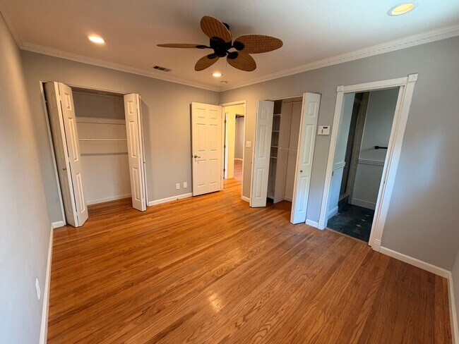 Building Photo - 362 Penn Way