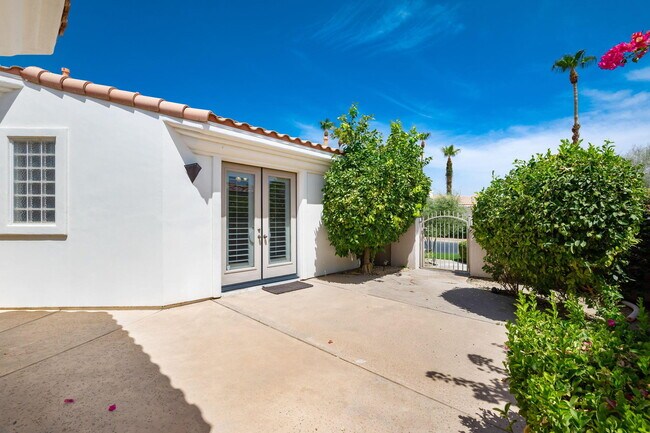 Building Photo - 78695 Castle Pines Dr