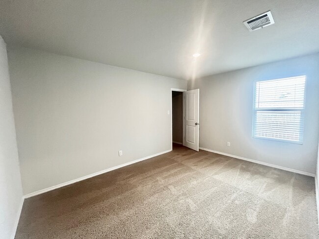 Building Photo - 3230 Carducci Dr