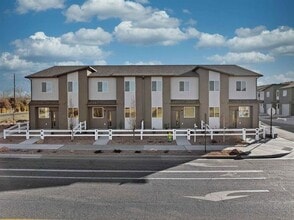 Building Photo - Brand-New 4-Bedroom Townhome in Orchard Mesa!