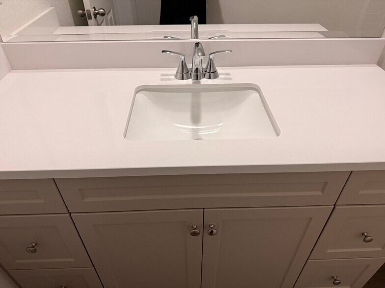 2nd Bath - 4249 E Rincon St