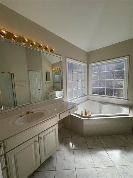 Building Photo - 4505 Chattahoochee Plantation Dr SE