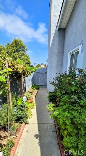 Building Photo - 15016 San Feliciano Dr