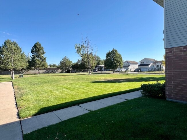 Building Photo - 2676 Ridgeland Park Dr
