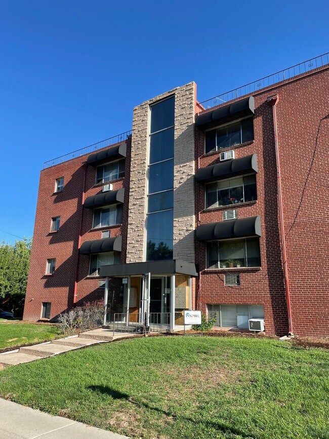Interior Photo - Harvin Apartments