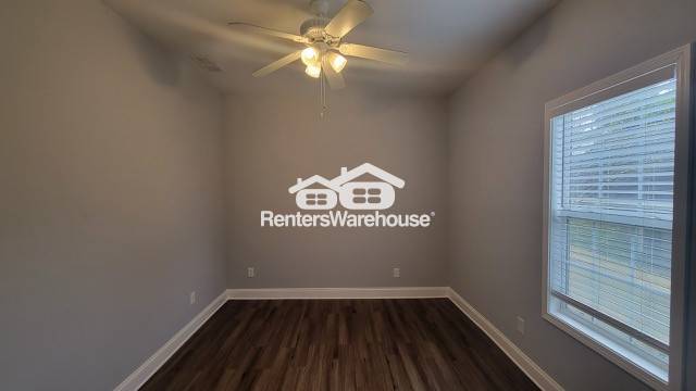 Building Photo - 67 Little St SE