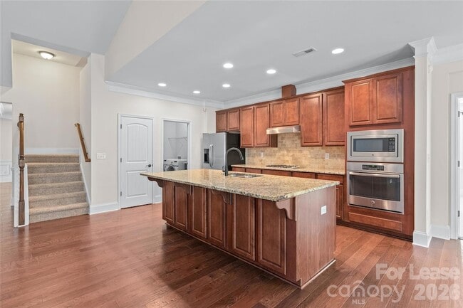 Building Photo - 3306 Carmel Rd