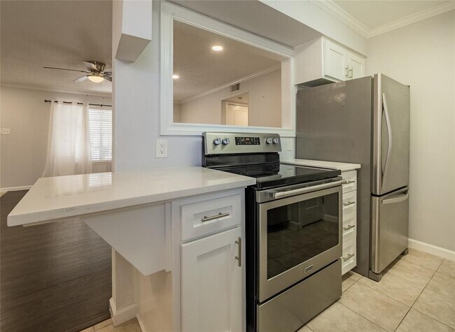 Building Photo - 3535 E NASA Pkwy