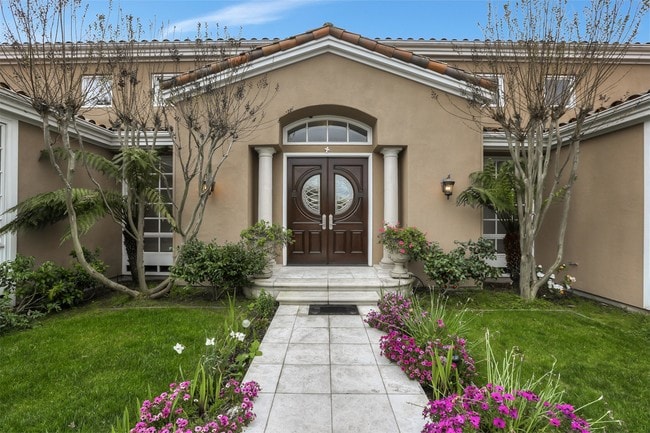 Primary Photo - 27210 Ohlone Ln