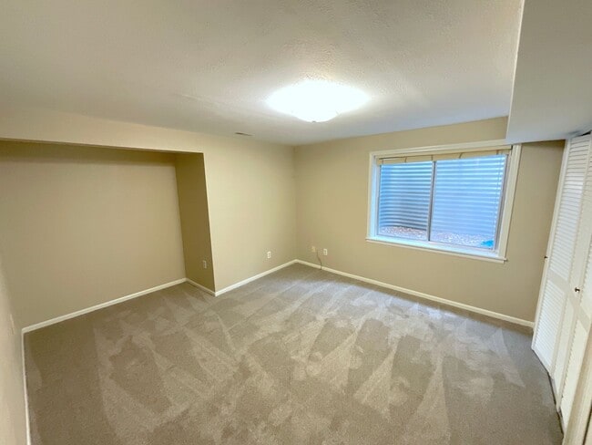 Building Photo - 8214 Steadman Dr