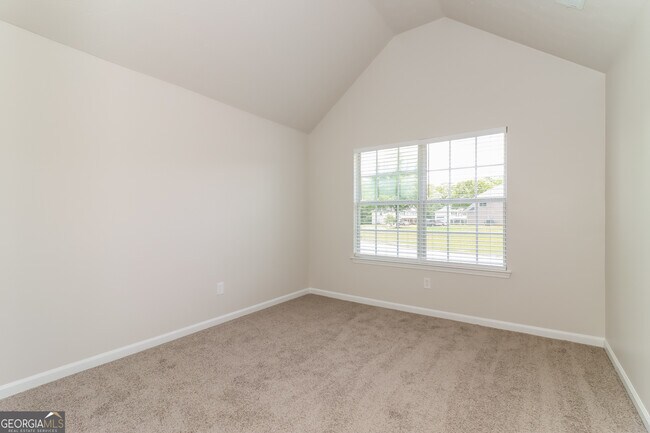 Building Photo - 375 Lake Jonathan Ln