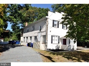 Building Photo - 2221 Marne Hwy