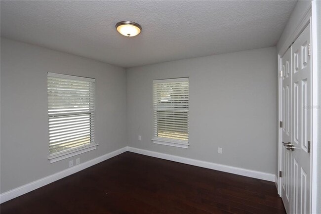 Building Photo - 3617 Bay Heights Way