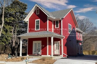 Building Photo - 101 S Hill Ave