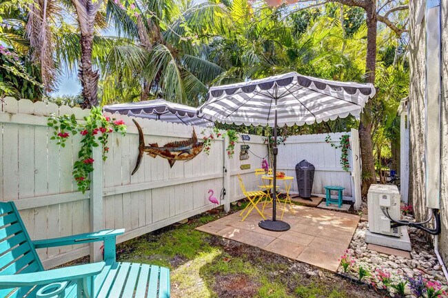 Building Photo - 2800 Broadway