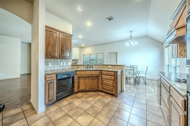 Building Photo - 109 Chateau Dr