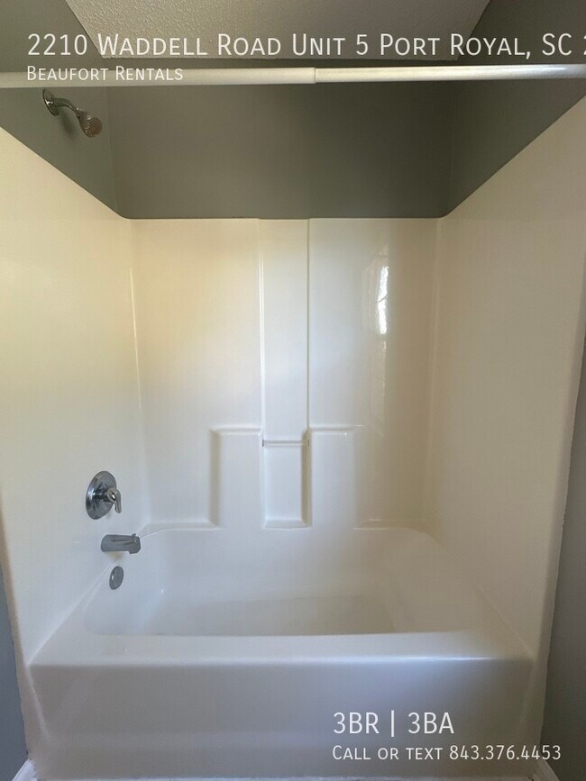 Building Photo - 2210 Waddell Road Unit 5 Port