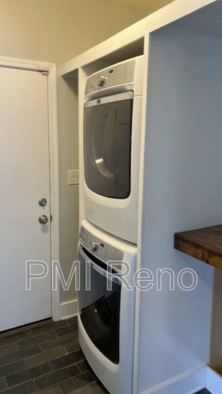 Building Photo - 7298 Heatherwood Dr