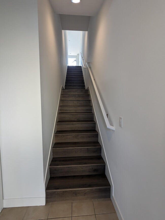 Building Photo - 193 Uptown Cir