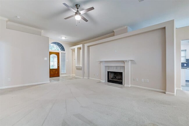 Building Photo - 7039 Clustering Oak Ct
