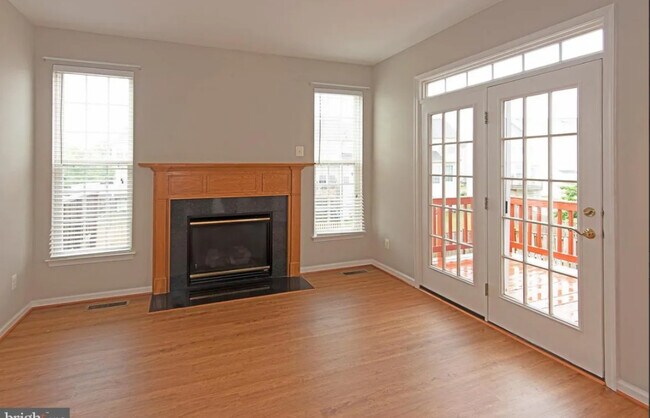 Building Photo - 25334 Sweetness Terrace