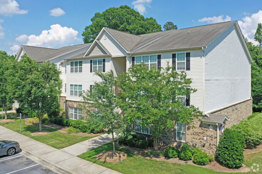 Juliet Place Apartment Homes 2200 Juliet Pl Greensboro NC 27406