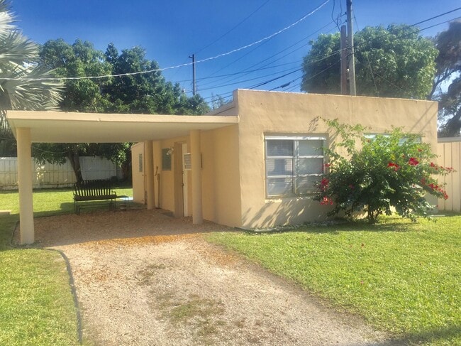 Primary Photo - 144 Park Ave