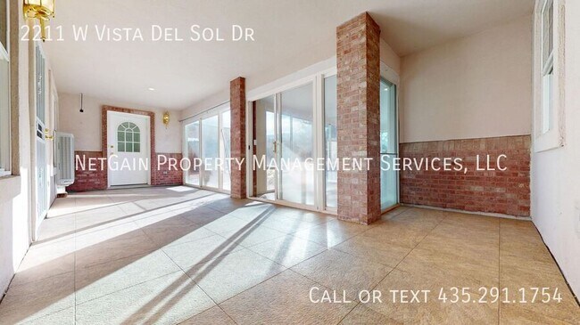Building Photo - 2211 W Vista Del Sol Dr