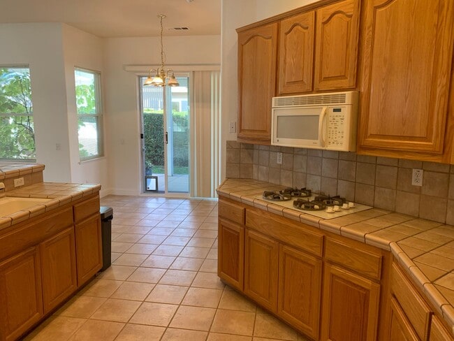 Building Photo - Beautiful Brentwood Summerset 4 Home (55+ living) - 2 Bedroom, 2 Bath