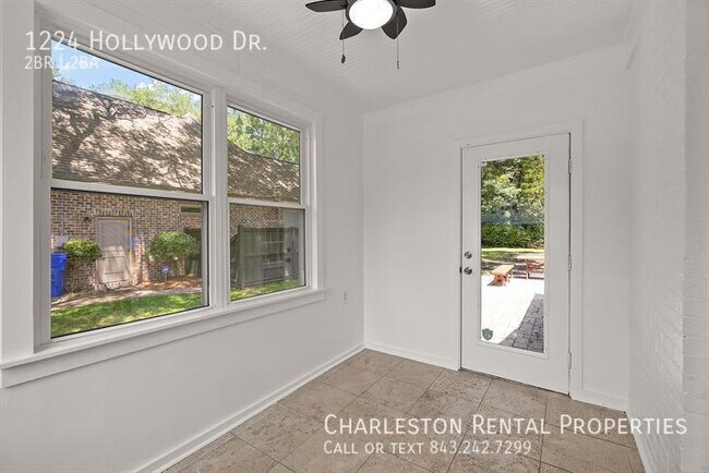 Building Photo - 1224 Hollywood Dr