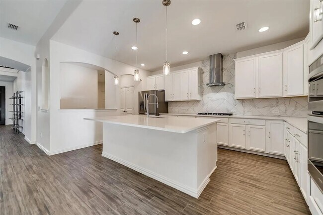 Building Photo - 1726 Cherub Cheer Row