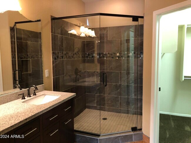 Building Photo - 12399 W Roberta Ln