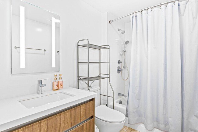 Building Photo - Brand New Luxury 1BR in Kakaako | High Floor Views, Resort Amenities, AC + Parking | The Park on ...