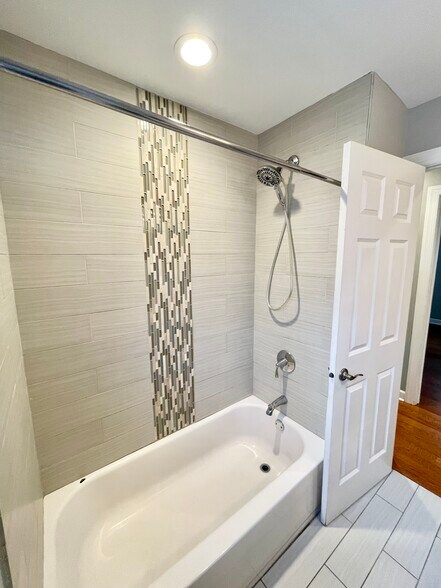 Building Photo - 5755 S Meade Ave